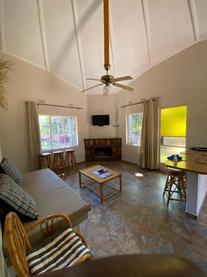 Magoebaskloof Mountain Lodge Тзанеен Экстерьер фото