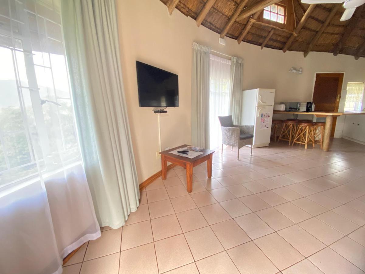 Magoebaskloof Mountain Lodge Тзанеен Экстерьер фото