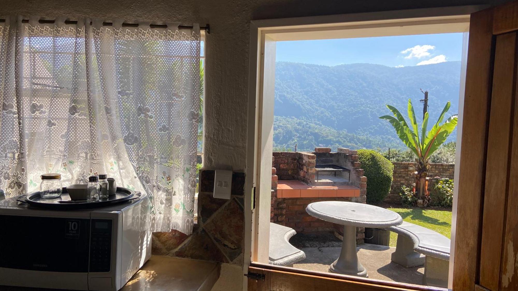 Magoebaskloof Mountain Lodge Тзанеен Экстерьер фото
