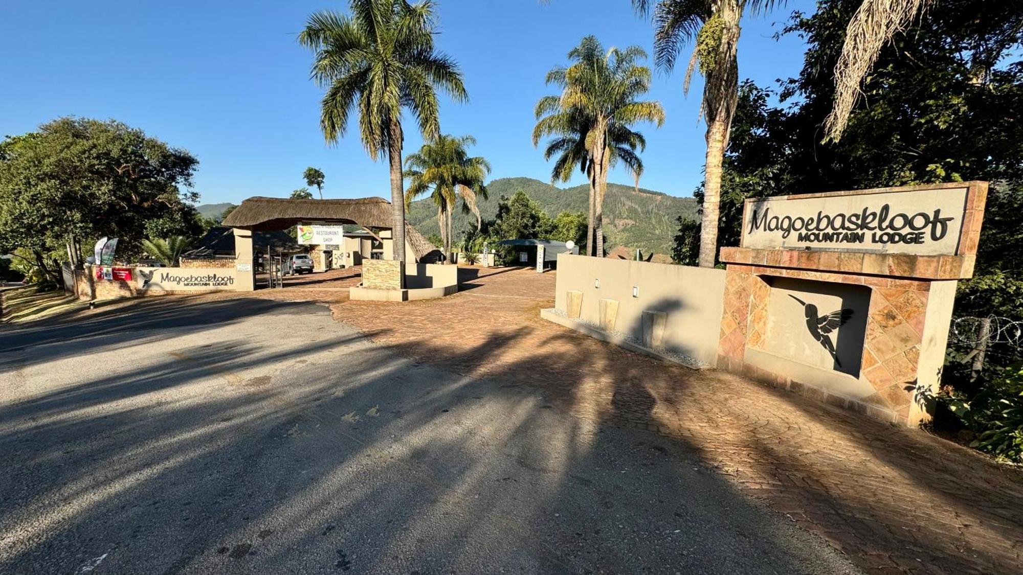 Magoebaskloof Mountain Lodge Тзанеен Экстерьер фото